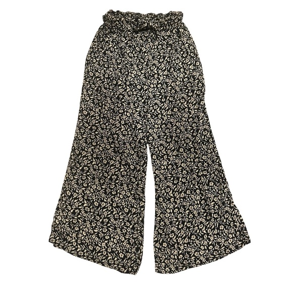 Billabong Black and Cream Wide Leg Floral Pants Small - Picture 1 of 7